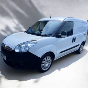 VAUXHALL COMBO 2019 (19) at Pilgrims of March March