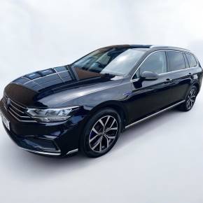 VOLKSWAGEN PASSAT 2022 (22) at Pilgrims of March March