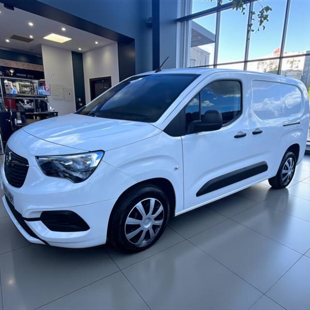 2020 Vauxhall Combo 2300 1.5 Turbo D 100ps H1 Sportive Crew Van
